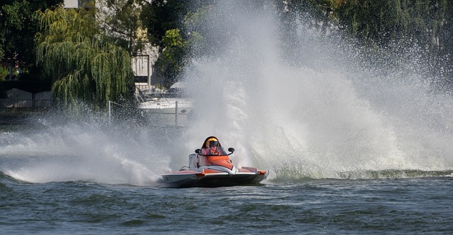 詹姆斯本赛 詹姆斯本赛